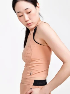 ADV HiT Perforated Tank W