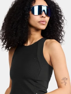 ADV HiT Perforated Tank W