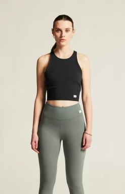 Collective Cropped Singlet W