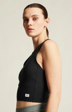 Collective Cropped Singlet W