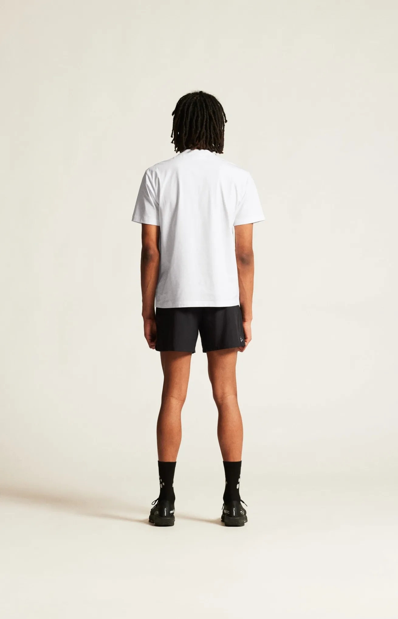 CORE Essence Shorts 2 M