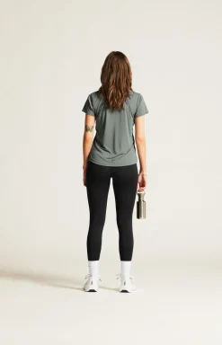 CORE Essence Ss Tee 2 W