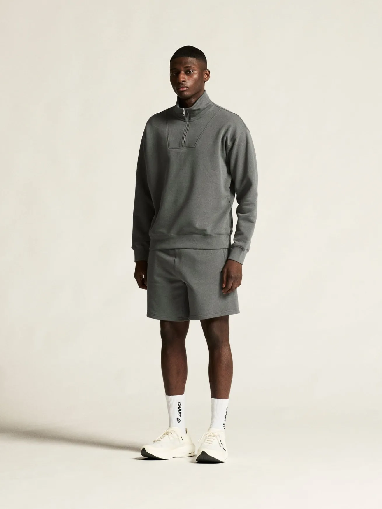 Frequent HZ Sweatshirt M