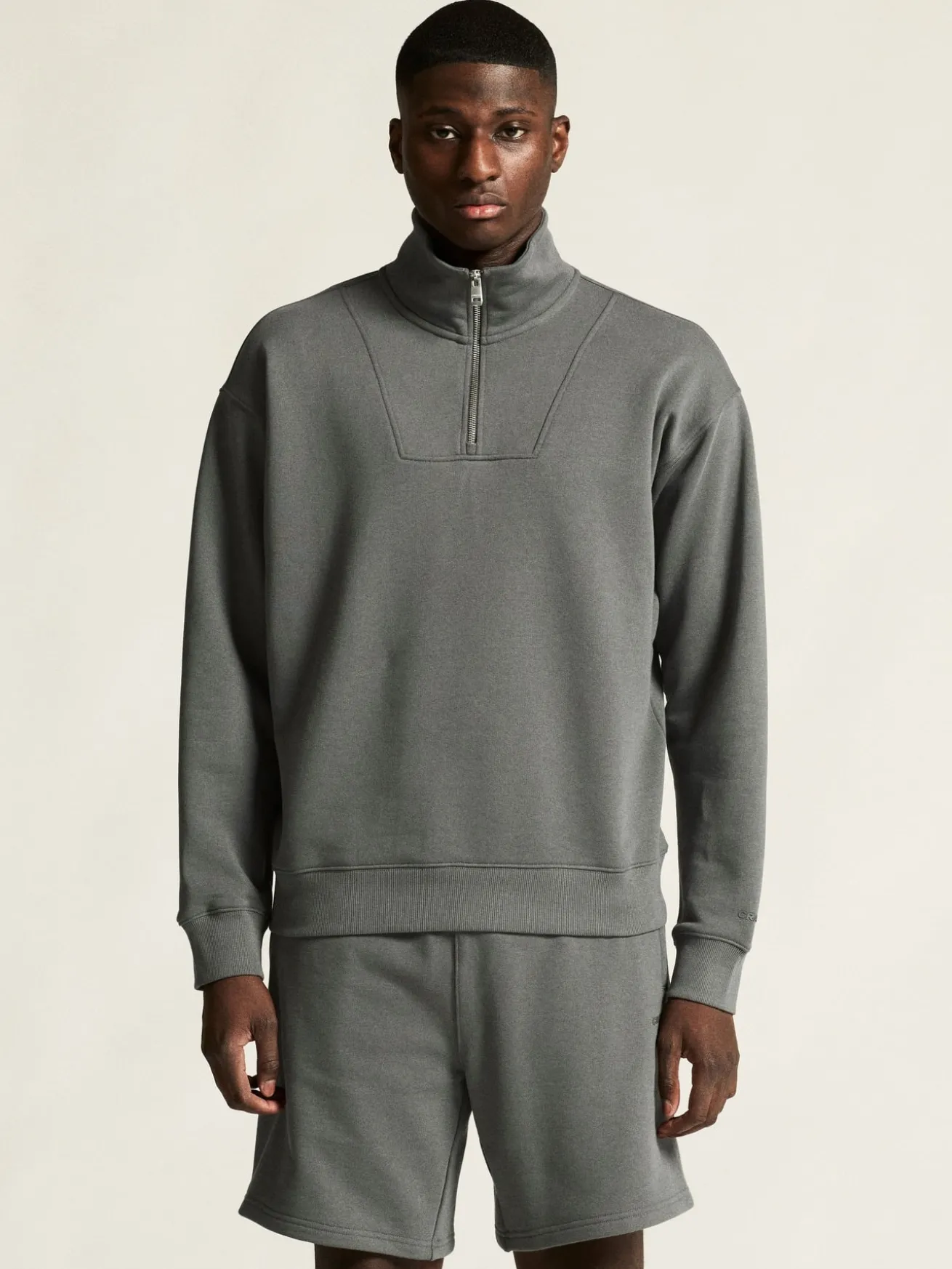 Frequent HZ Sweatshirt M