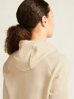 Grid Hood W